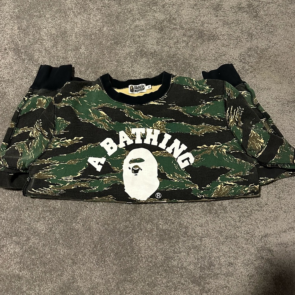 Men’s X-L Used Bape Sweater - Picture 3 of 3